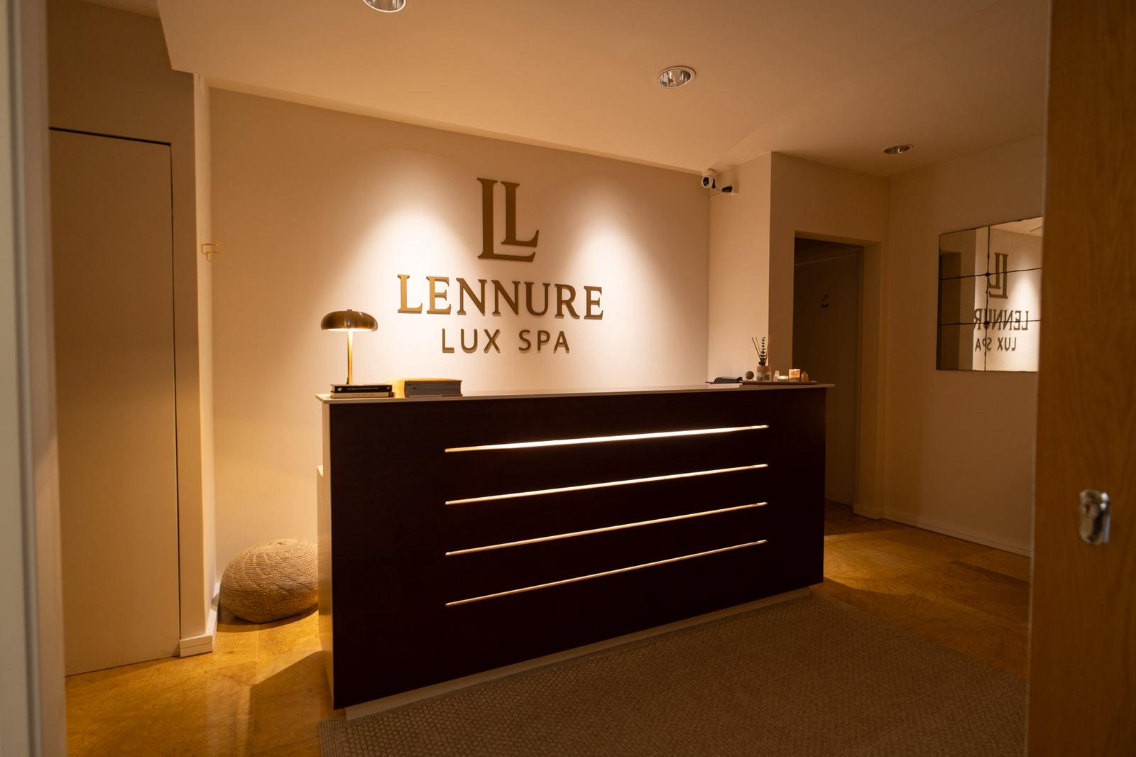 Receção do Lennure Lux Spa